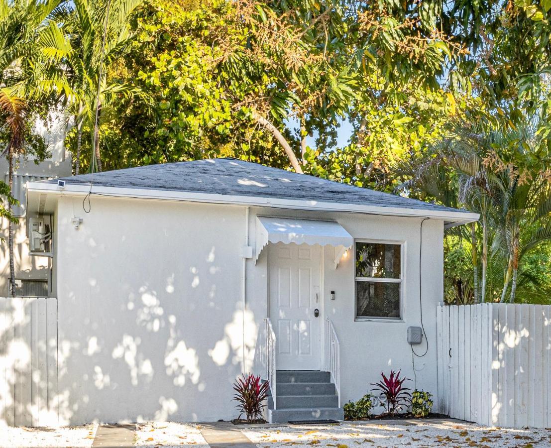 Beautiful Casita With King Bed And Private Patio Close To Calle 8, Mia Airport, Coral Gables Miami Dış mekan fotoğraf